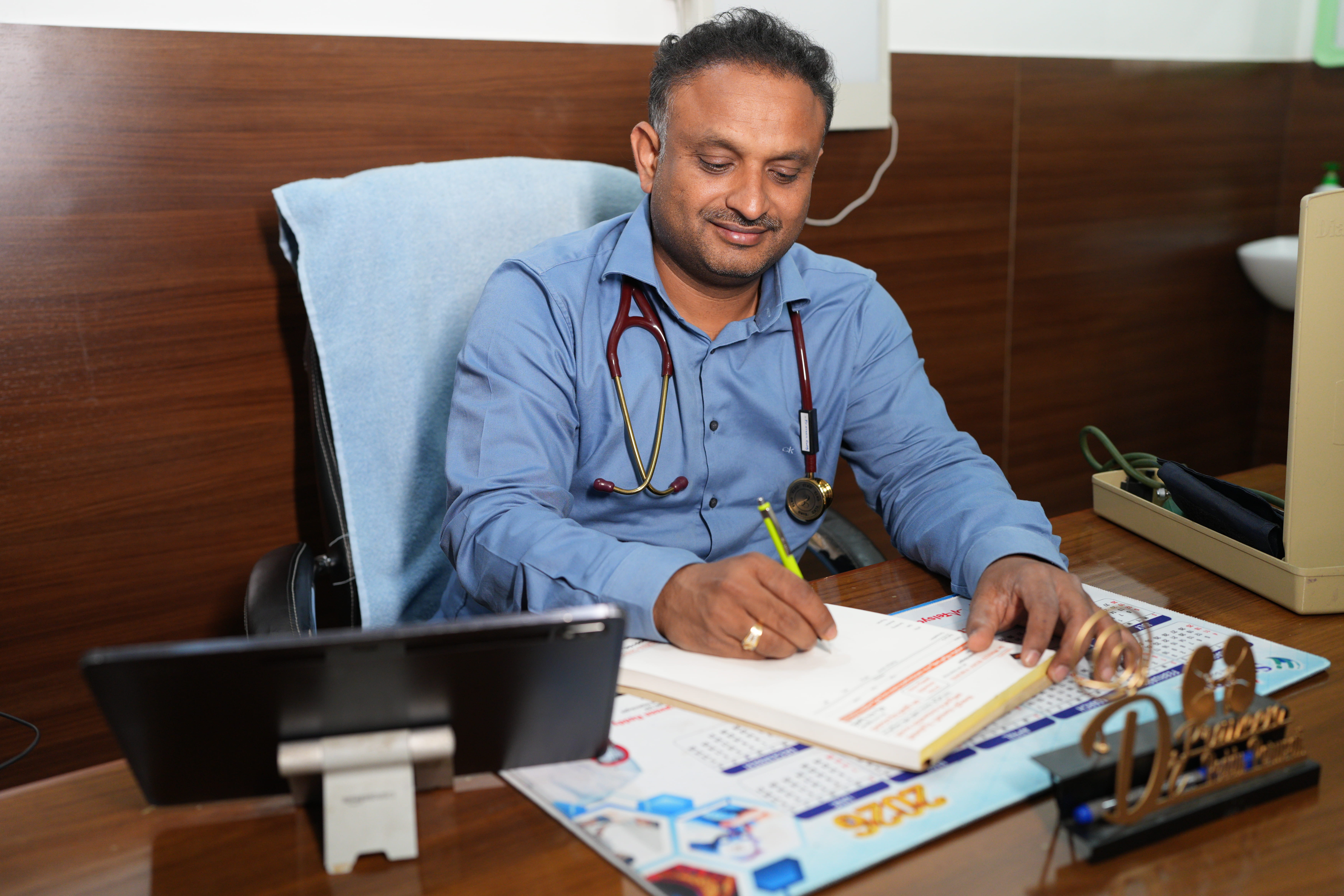 Best kidney doctor in Hanamkonda – Dr. Praveen Reddy Parupati